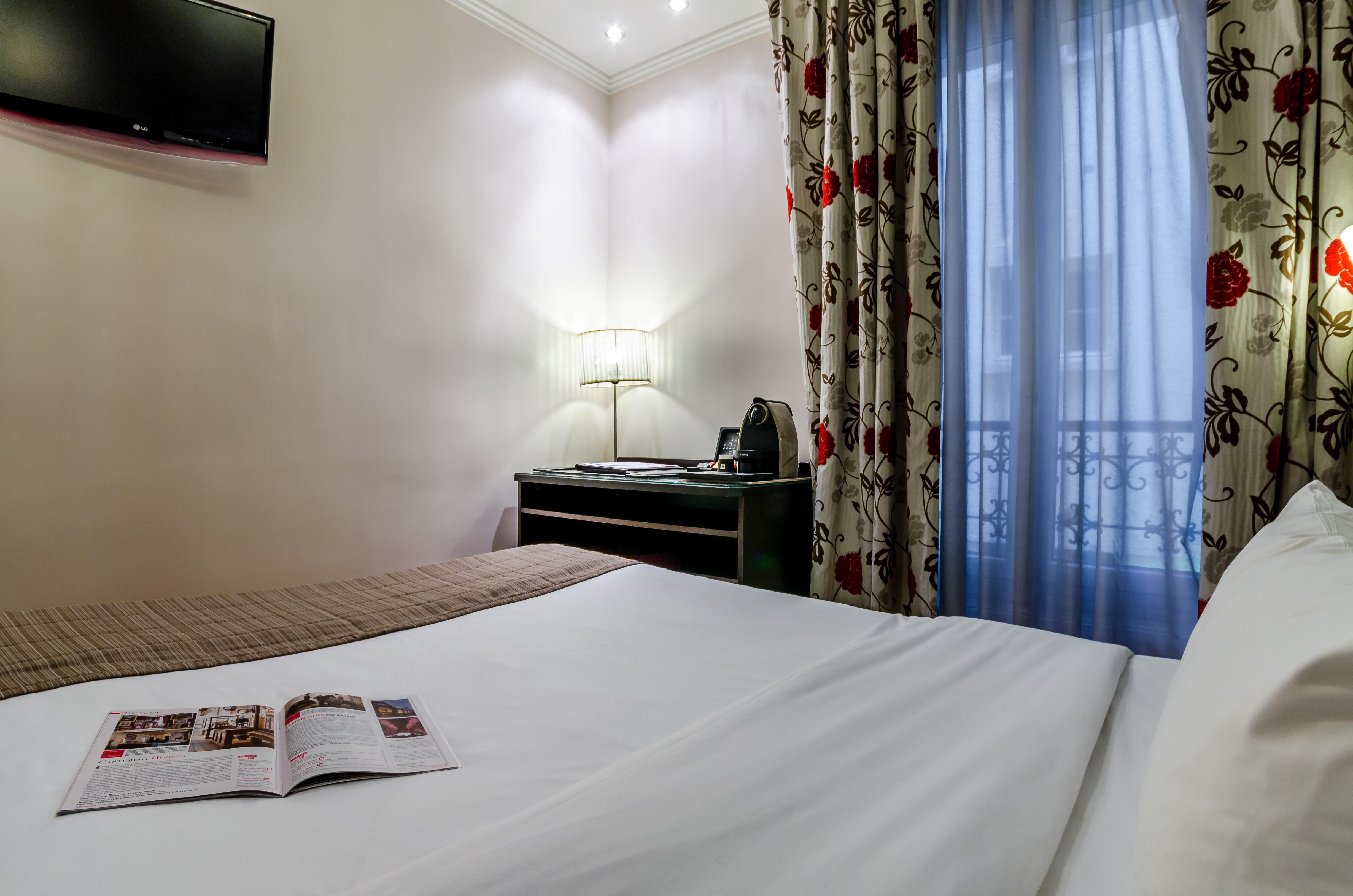 Hotel Riviera Renovated Paris Eksteriør bilde