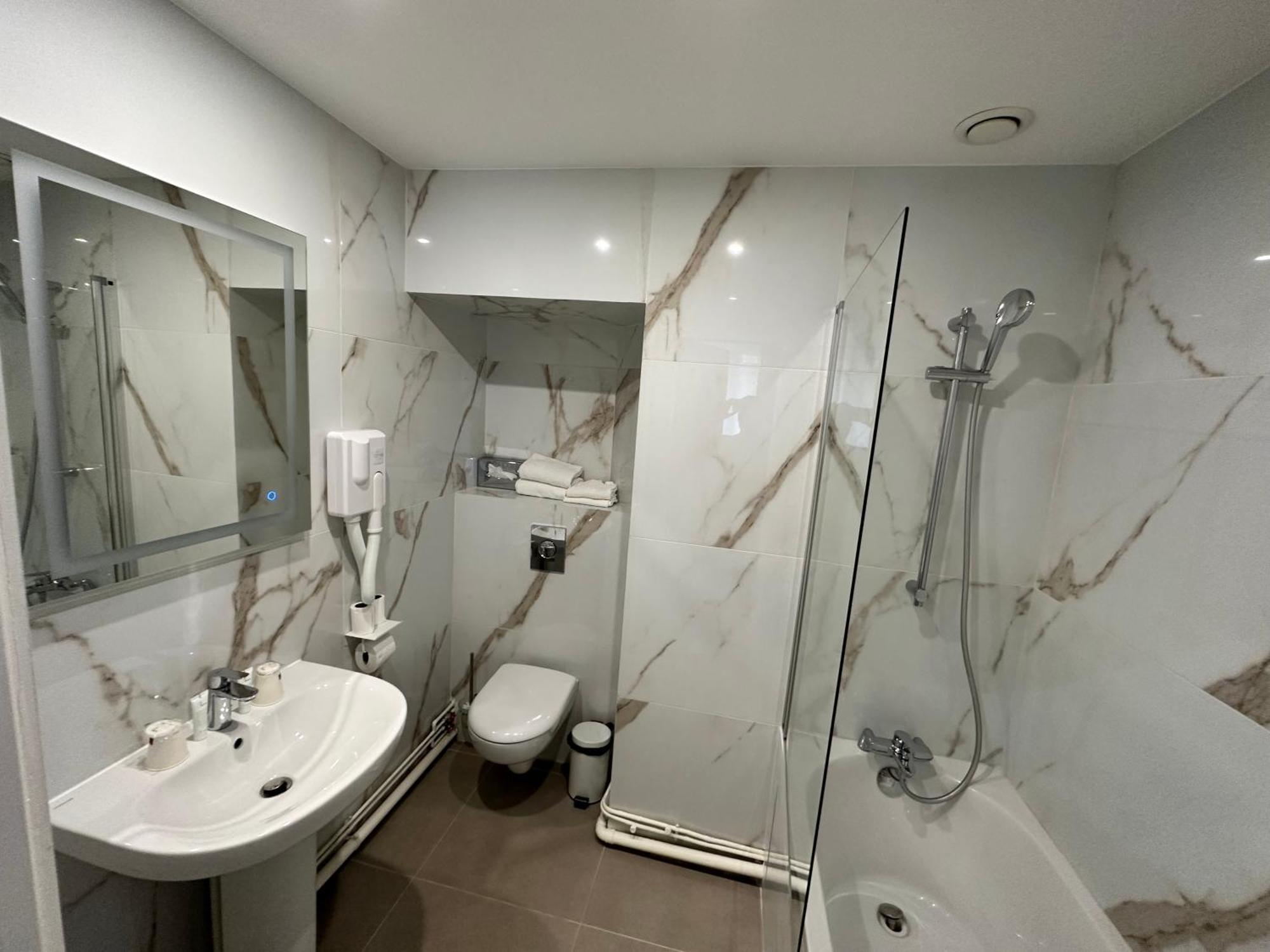 Hotel Riviera Renovated Paris Eksteriør bilde