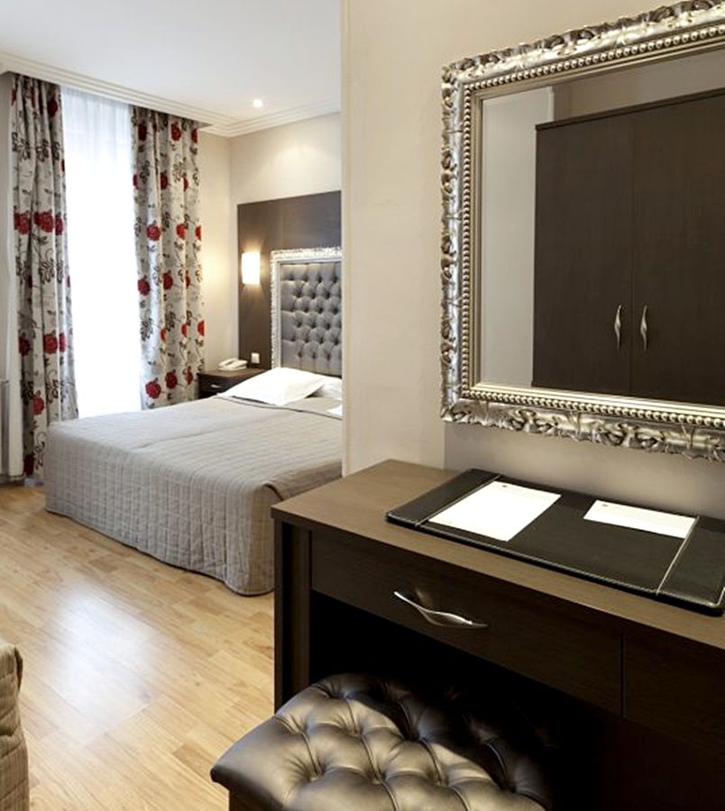 Hotel Riviera Renovated Paris Eksteriør bilde